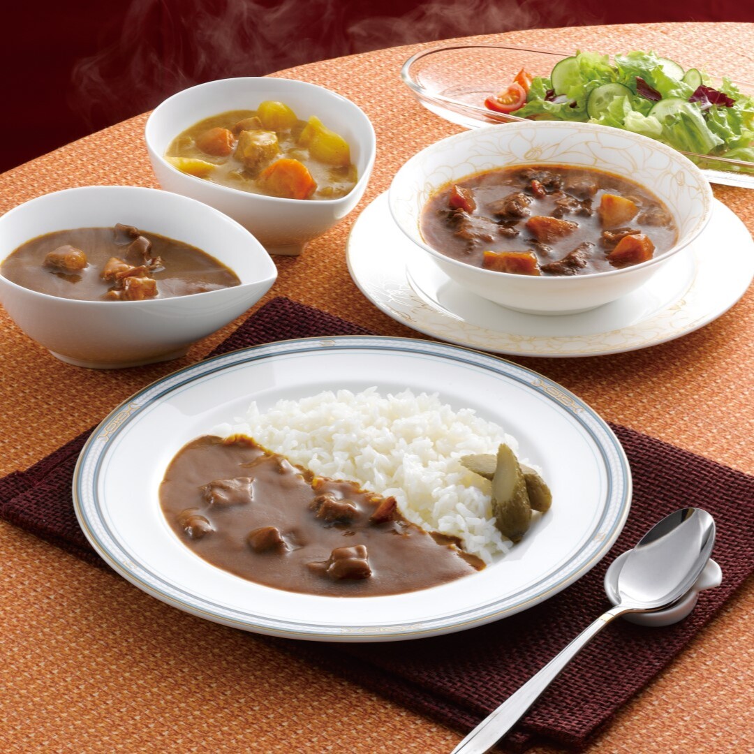 ビーフシチュー300g5食と2種のカレーセット ビーフ（中辛口）200g×5食 ポーク（甘口） 200g×3食